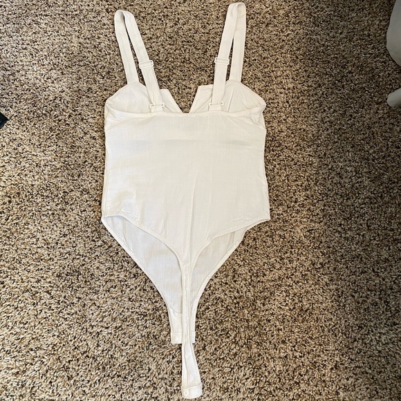 Bodysuit - Picture 3 of 4